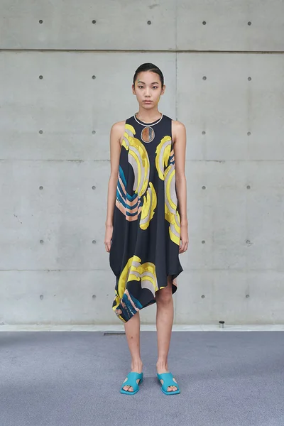 Look 28